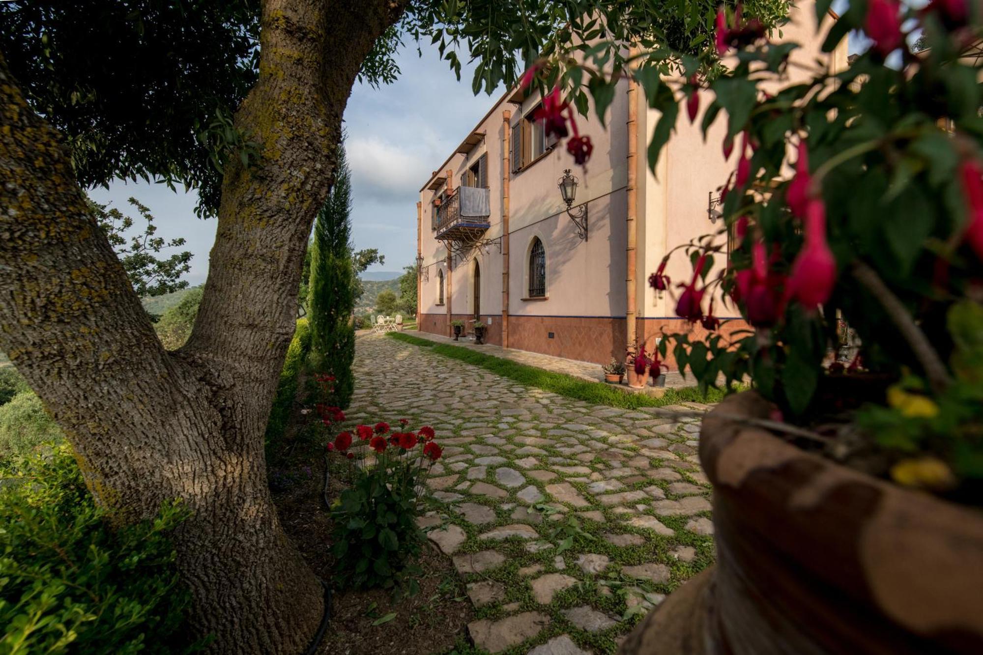 Villarose Castelbuono  Dış mekan fotoğraf