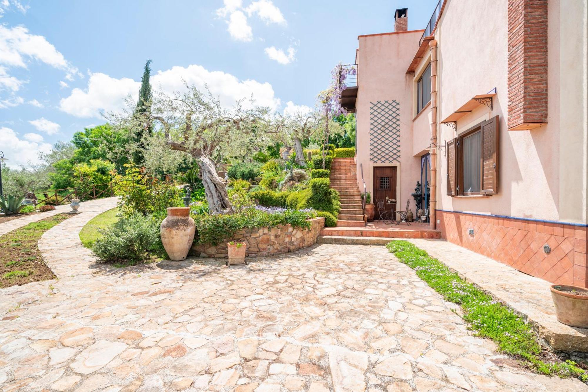 Villarose Castelbuono  Dış mekan fotoğraf