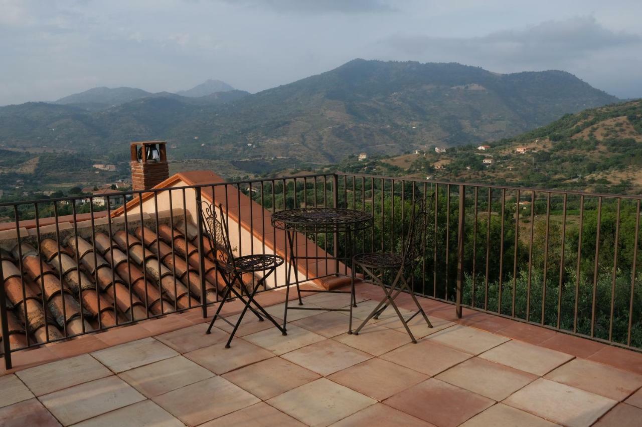 Villarose Castelbuono  Dış mekan fotoğraf