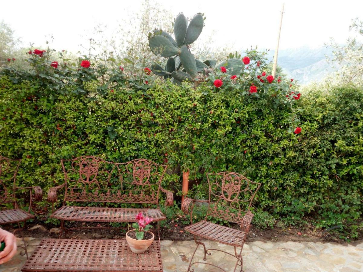 Villarose Castelbuono  Dış mekan fotoğraf